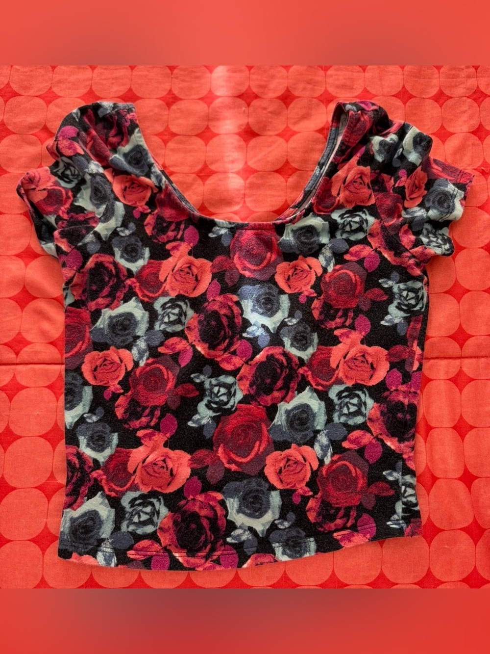 Y2K 80s punk material girl. Floral Scoop Neck Women’s Top - Red Rose Print